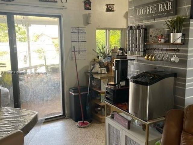 Продажа дома по адресу 3430 SW 105th Ave - фото 6087782