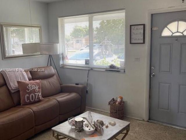 Продажа дома по адресу 3430 SW 105th Ave - фото 6087785