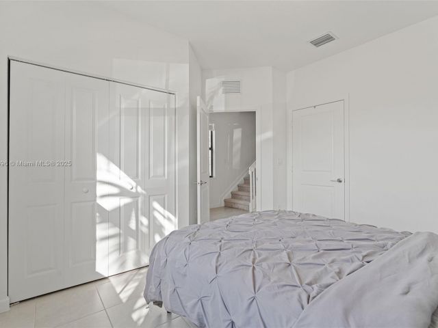 Продажа дома по адресу 23535 SW 127th Pl - фото 5956558