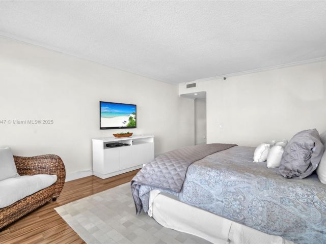 Продажа квартиры #1704 - фото 5975086