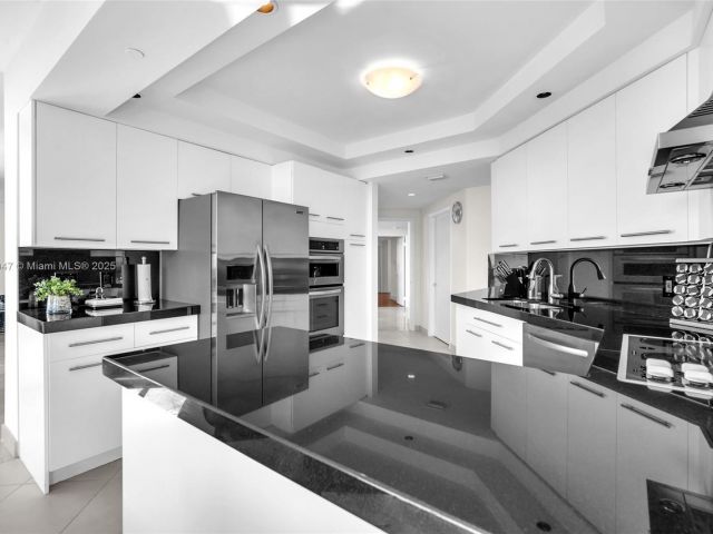 Продажа квартиры #1704 - фото 5975090