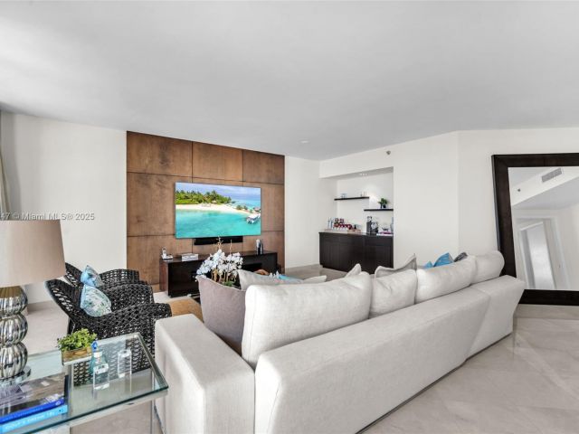 Продажа квартиры #1704 - фото 5975096