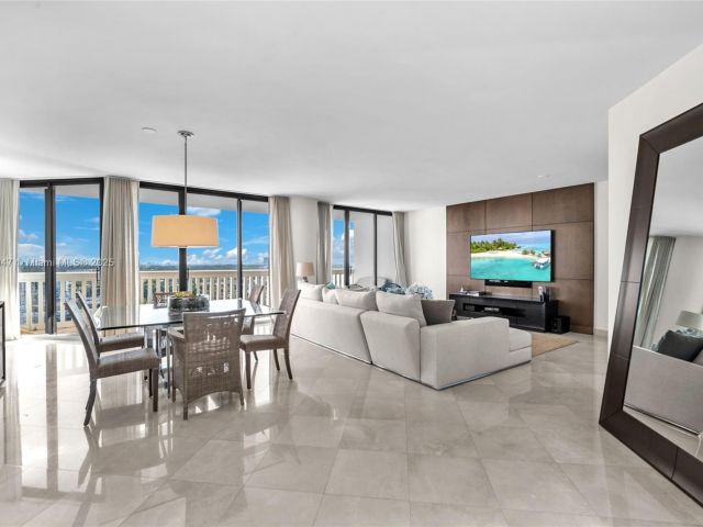 Продажа квартиры #1704 - фото 5975103