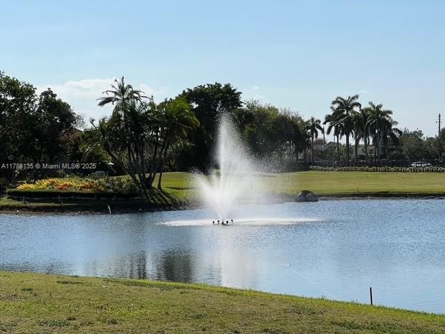 Продажа дома по адресу 9735 Costa Del Sol Blvd F-101 - фото 5860473