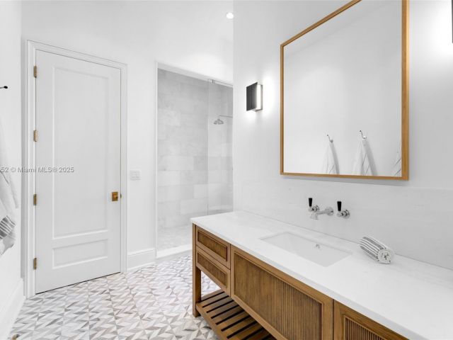 Продажа дома по адресу 7393 SW 79th Ct - фото 6127151