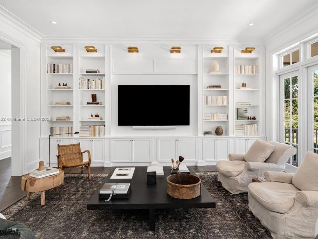 Продажа дома по адресу 7393 SW 79th Ct - фото 6127157