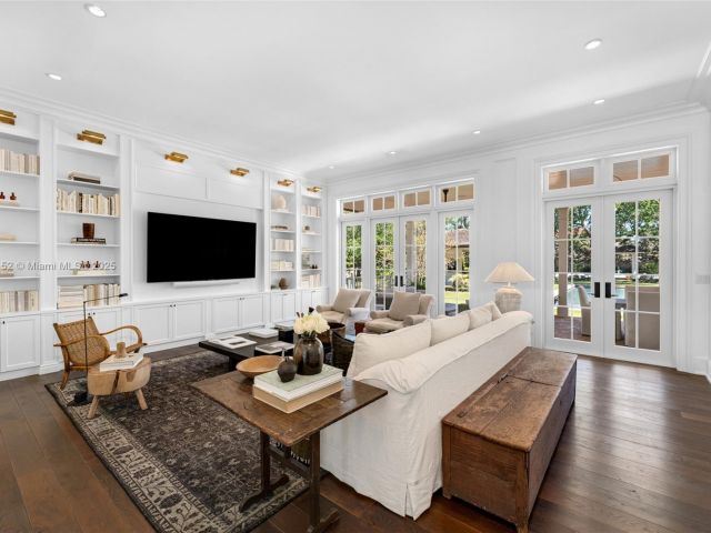 Продажа дома по адресу 7393 SW 79th Ct - фото 6127167