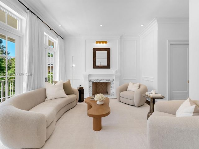 Продажа дома по адресу 7393 SW 79th Ct - фото 6127168