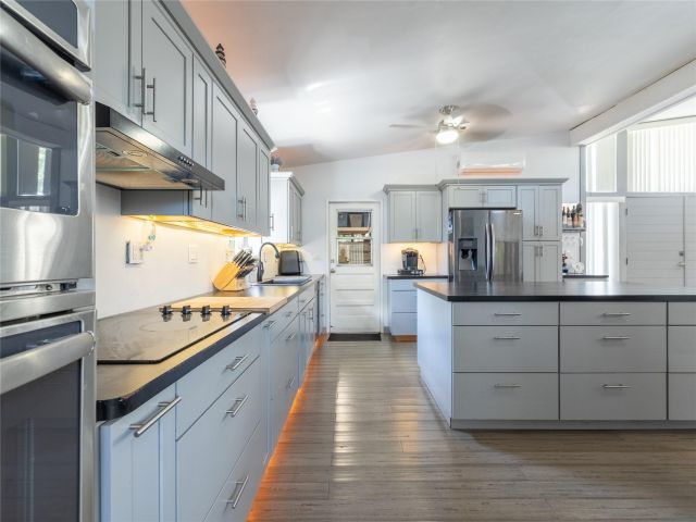 Продажа дома по адресу 3141 Riverland Rd - фото 6056001