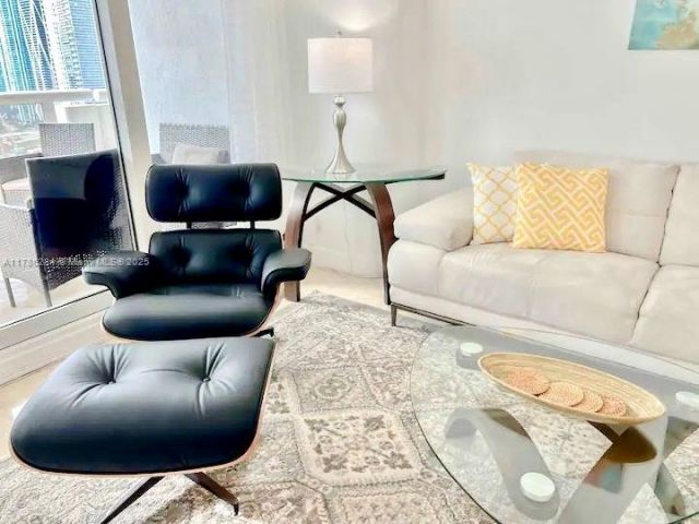 Квартира в аренду номерA-2741 - фото 5858269