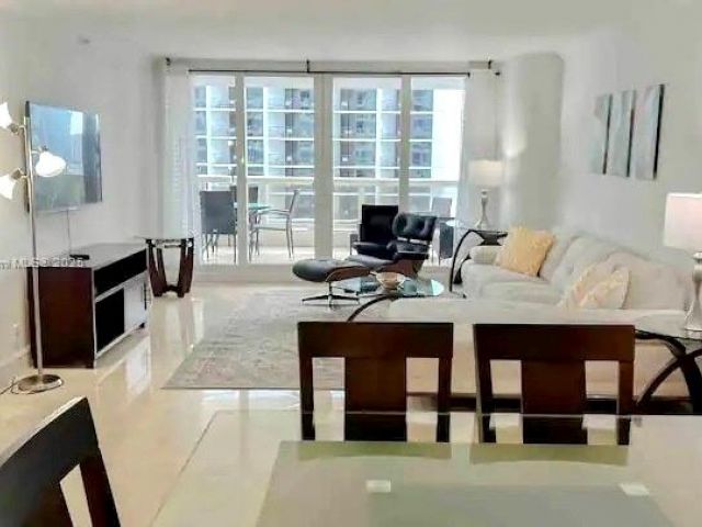 Квартира в аренду номерA-2741 - фото 5858270