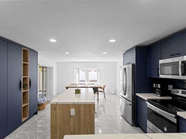 Продажа дома по адресу 1640 Washinghton Street - фото 5938409