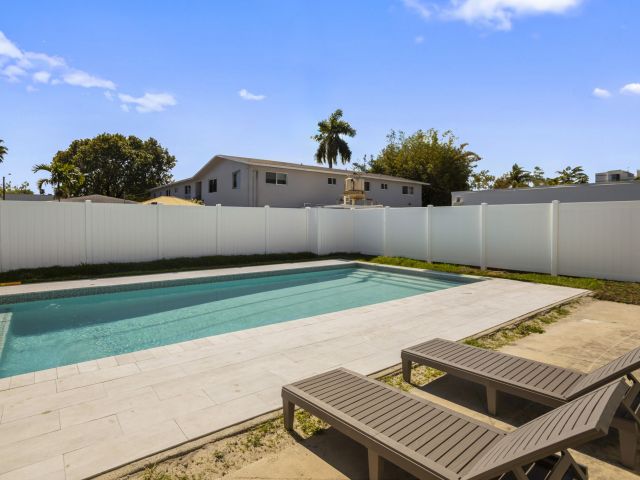 Продажа дома по адресу 1640 Washinghton Street - фото 5938422