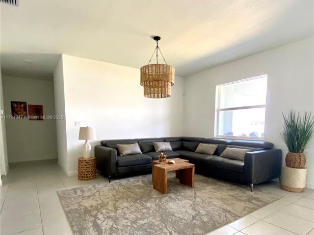 Продажа дома по адресу 16715 SW 292nd Ter - фото 5870852