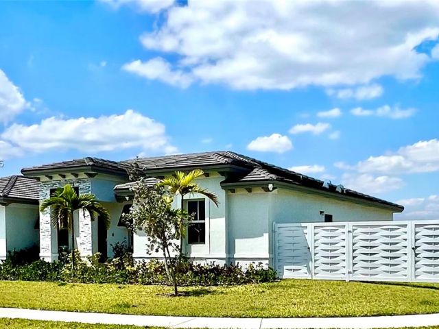 Продажа дома по адресу 16715 SW 292nd Ter - фото 5870866