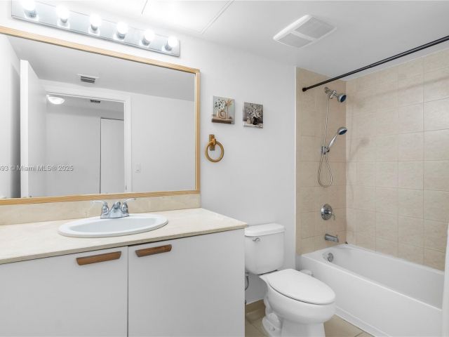 Продажа квартиры #3107 - фото 5922060