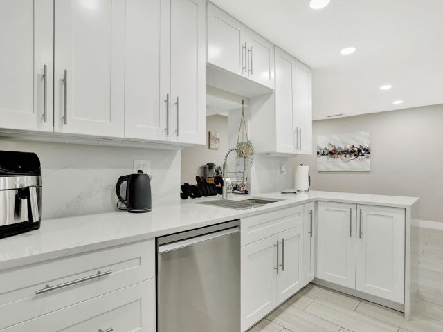 Дом в аренду по адресу 1035 NW 5th Ave - фото 5941851