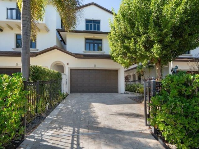 Дом в аренду по адресу 95 Isle Of Venice Drive - фото 6291073