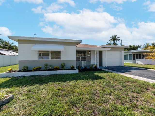 Продажа дома по адресу 606 N 31st Court - фото 6644929