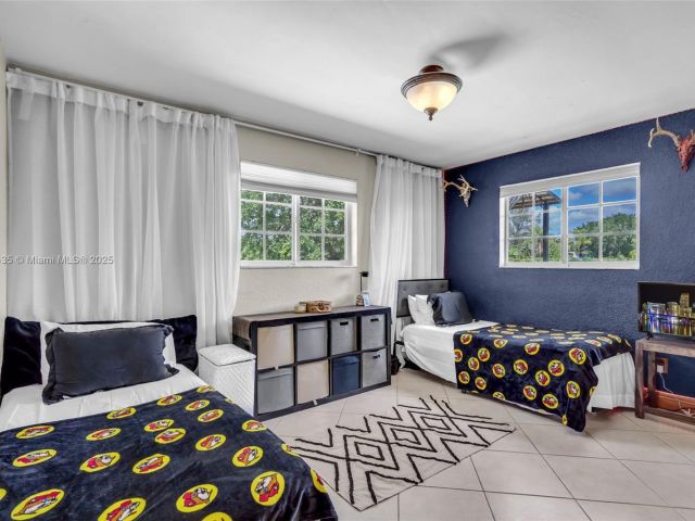 Продажа дома по адресу 28505 SW 207th Ave - фото 5868966