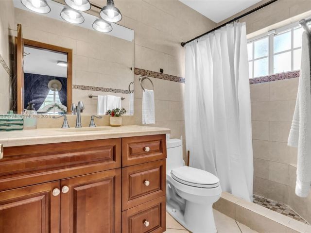 Продажа дома по адресу 28505 SW 207th Ave - фото 5868967