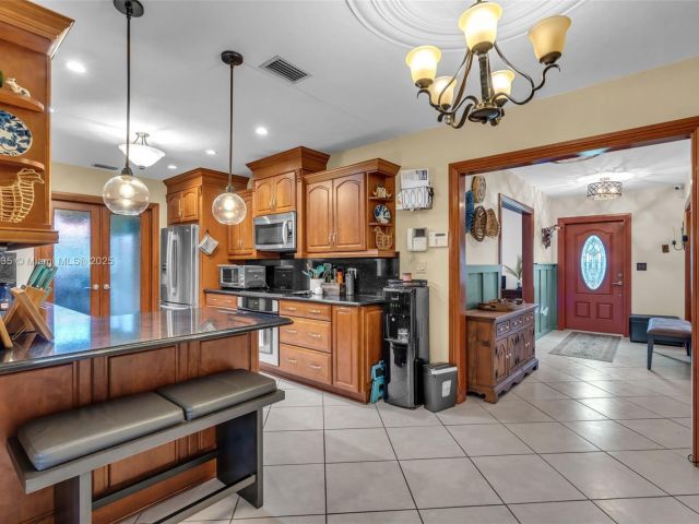 Продажа дома по адресу 28505 SW 207th Ave - фото 5868973