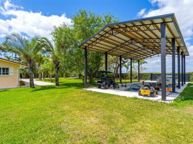 Продажа дома по адресу 28505 SW 207th Ave - фото 5868981