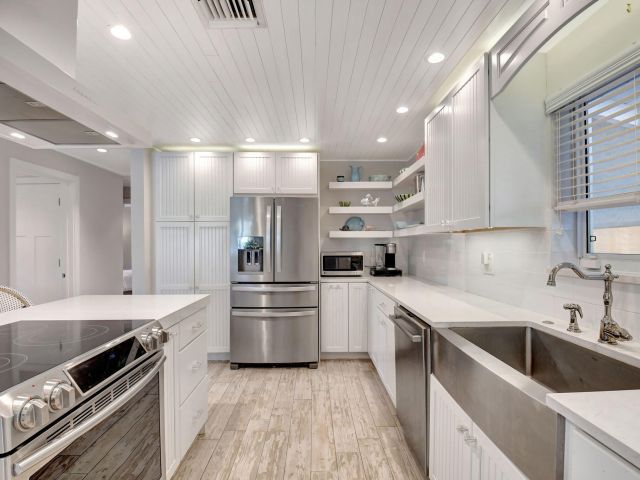 Дом в аренду по адресу 14 NE 5th Street - фото 5879665