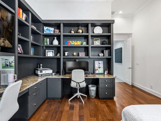 Продажа дома по адресу 3098 NW 60th Street - фото 6852851