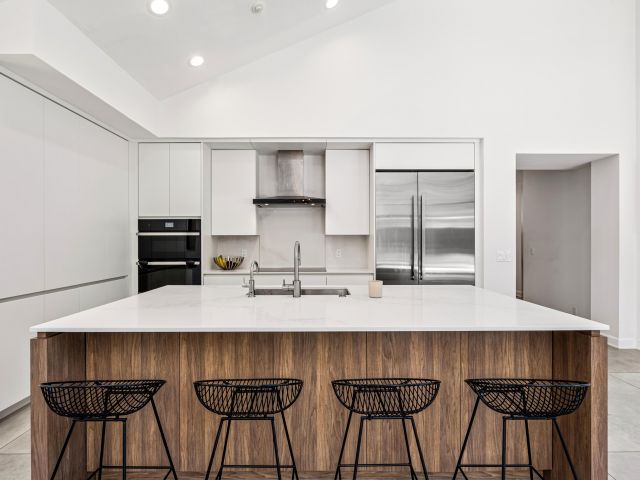 Продажа дома по адресу 3098 NW 60th Street - фото 6852860