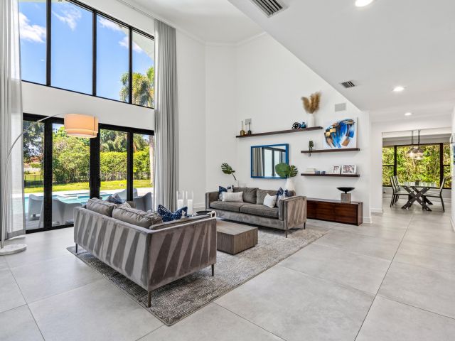 Продажа дома по адресу 3098 NW 60th Street - фото 6852863