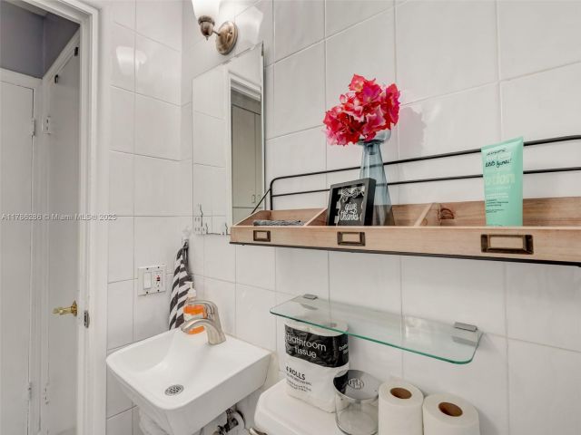 Дом в аренду по адресу 400 CADIMA AVE 0 - фото 5900341