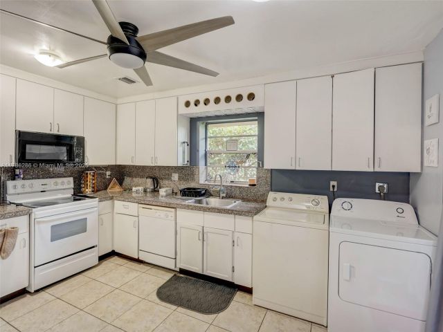 Дом в аренду по адресу 400 CADIMA AVE 0 - фото 5900351