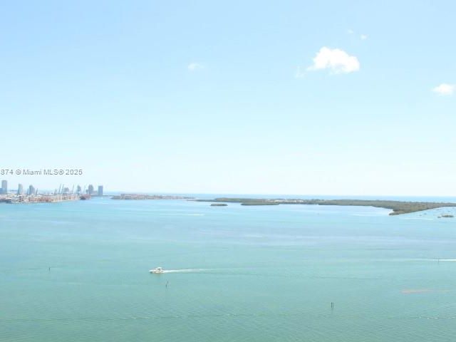 Квартира в аренду номер3203 - фото 5915820