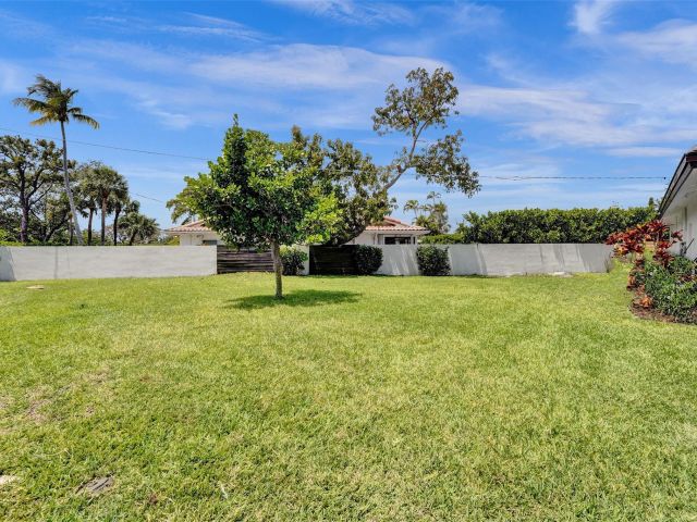 Продажа дома по адресу 2805 NE 29th St - фото 6040948