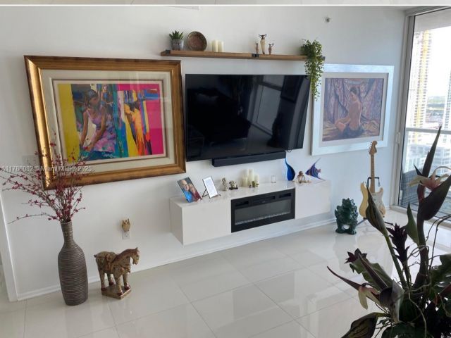 Продажа квартиры #3004 - фото 5923886