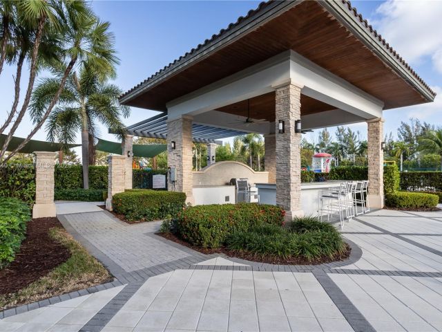 Продажа дома по адресу 10013 NW 89th Ter - фото 5859447