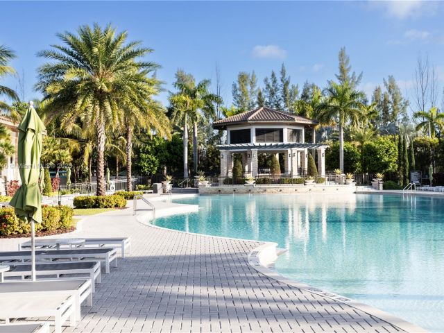 Продажа дома по адресу 10013 NW 89th Ter - фото 5859449