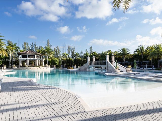 Продажа дома по адресу 10013 NW 89th Ter - фото 5859450