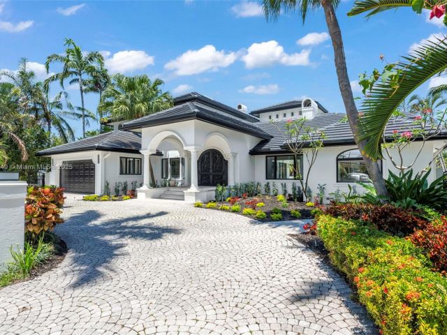 Продажа дома по адресу 2561 Lucille Dr - фото 6271001