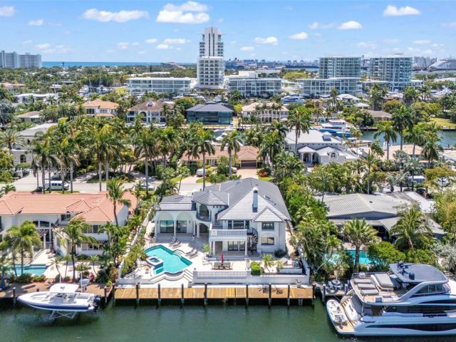 Продажа дома по адресу 2561 Lucille Dr - фото 6271006