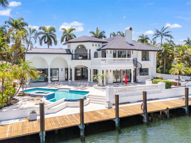 Продажа дома по адресу 2561 Lucille Dr - фото 6271007