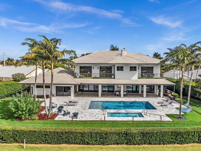 Продажа дома по адресу 4621 NE 25th Ave - фото 5934848