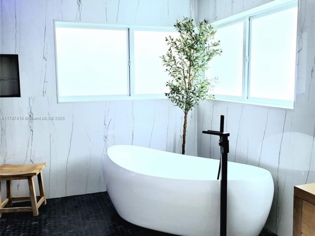 Продажа дома по адресу 30992 SW 195th Ave - фото 5869880