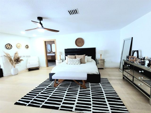 Продажа дома по адресу 30992 SW 195th Ave - фото 5869883