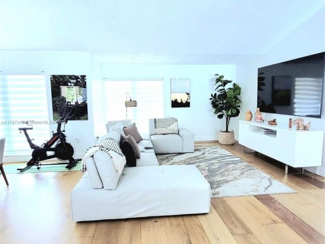 Продажа дома по адресу 30992 SW 195th Ave - фото 5869885