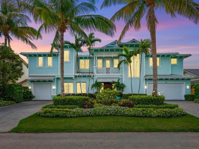 Продажа дома по адресу 960 Dogwood Drive - фото 5950597