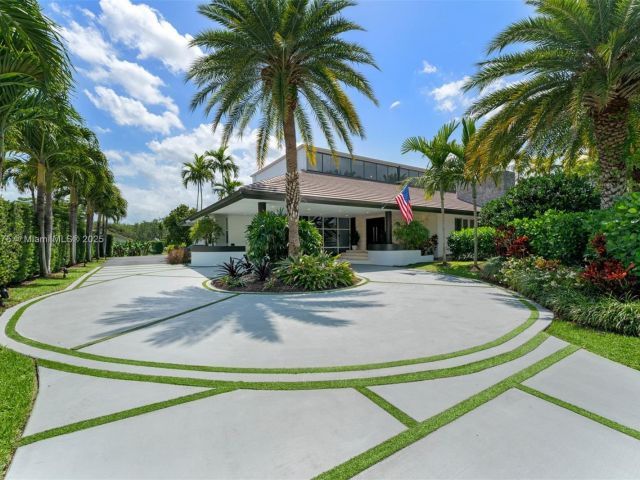 Продажа дома по адресу 8820 SW 104th St - фото 5930884