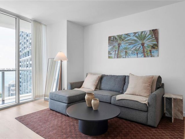 Квартира в аренду номер3911 - фото 5961936