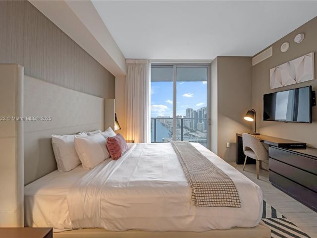 Продажа квартиры #R2501 - фото 5919136